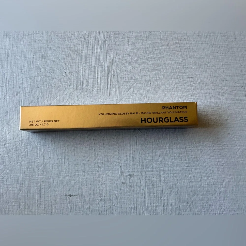 NWT Hourglass Phantom Volumizing Glossy Balm in Reveal 90 (True Pink)